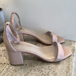 Birdy Grey Nude Blush Ankle Strap Chunky Heels Size 9 Never Worn